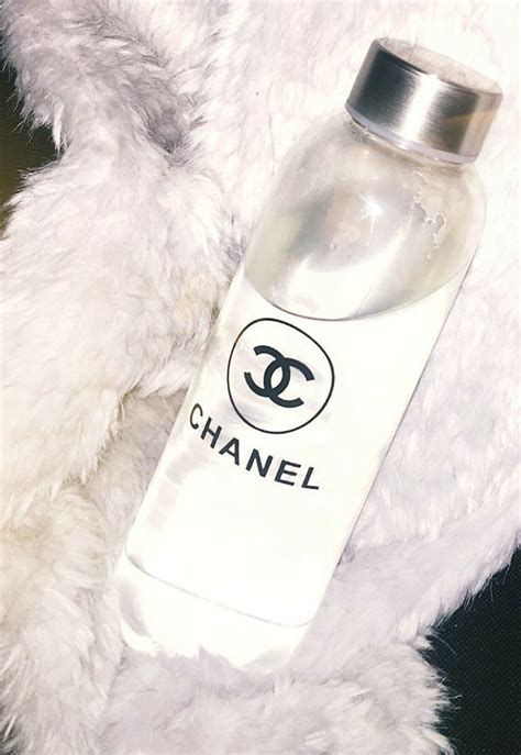 chanel watwr bottle|chanel gucci water reviews.